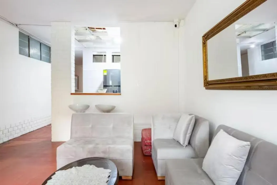 Hospedaje Laura Medellin Apartment