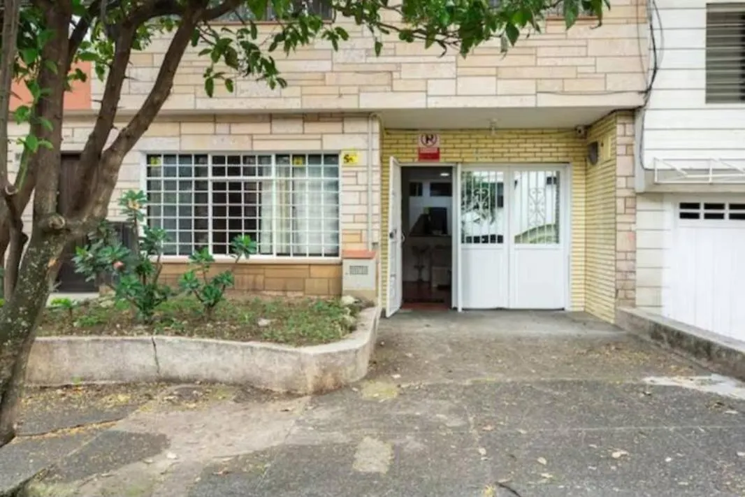 Hospedaje Laura Medellín Apartamento